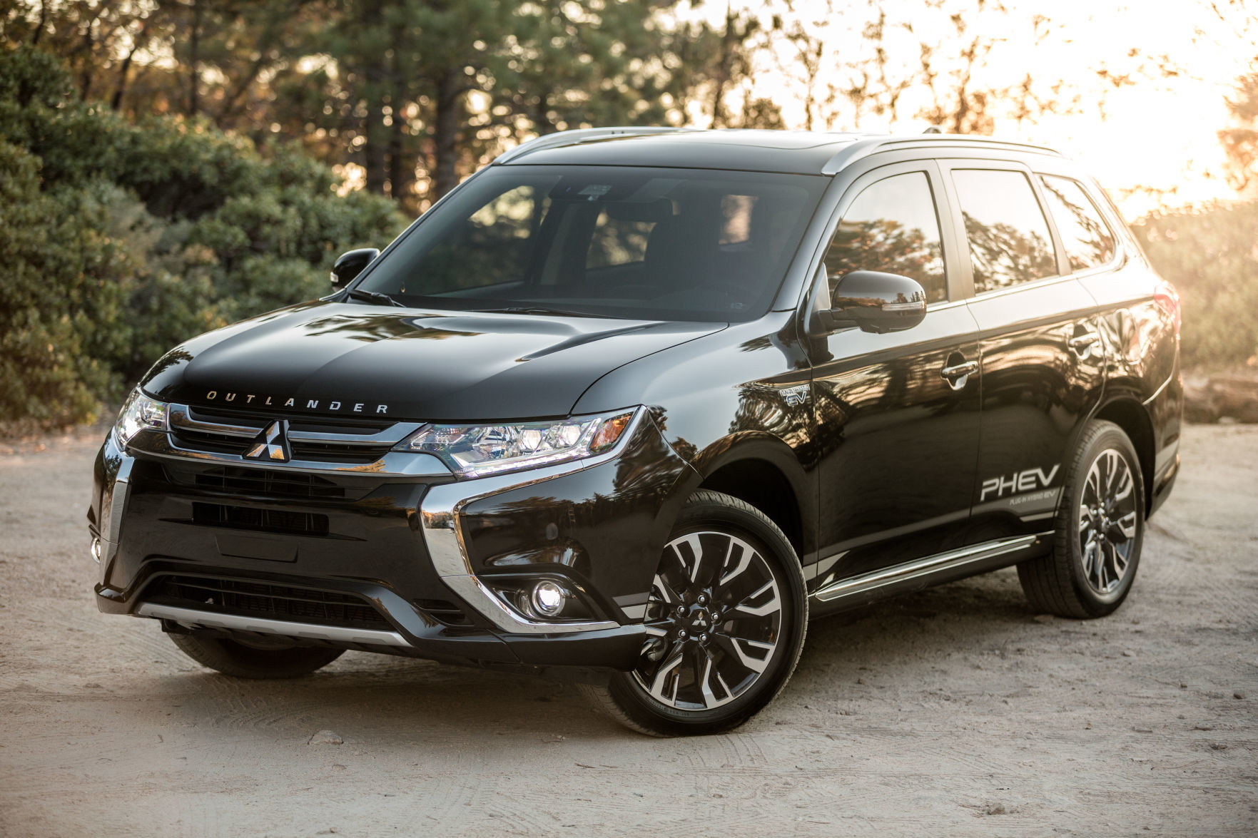Green SUV of the Year: 2019 Mitsubishi Outlander PHEV
